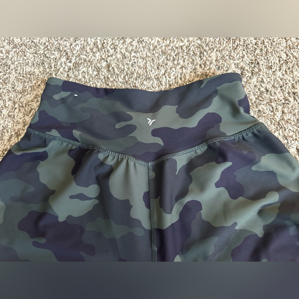 Old Navy High-Waisted PowerSoft leggings - Picture 3 of 4